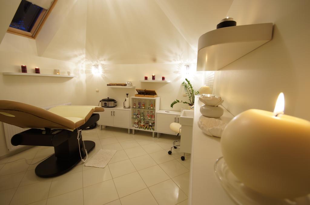 نيخوجة Villa Solaris المظهر الخارجي الصورة